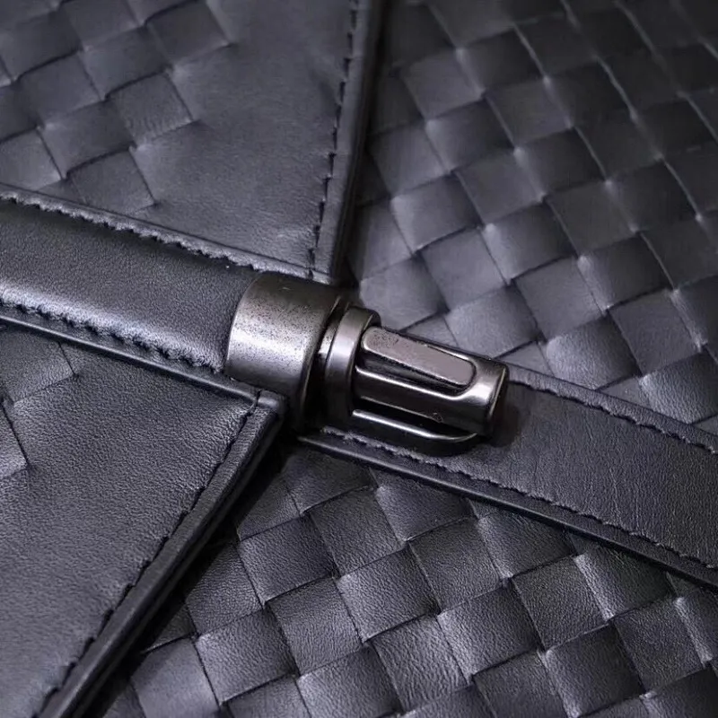 All categories 💚 Top version men’s bags 💚 BV 2024 new BV crossbody bag
